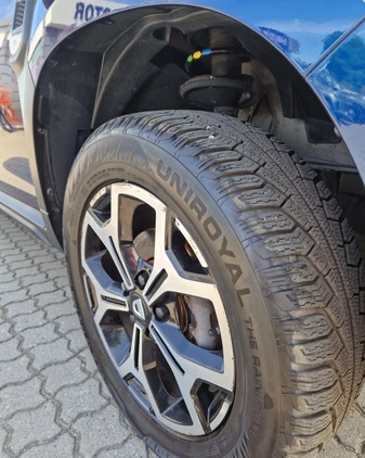 Dacia Duster cena 56900 przebieg: 99159, rok produkcji 2019 z Skoczów małe 466